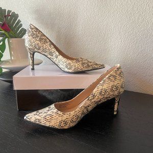 Brand New Alfani snake print heels
